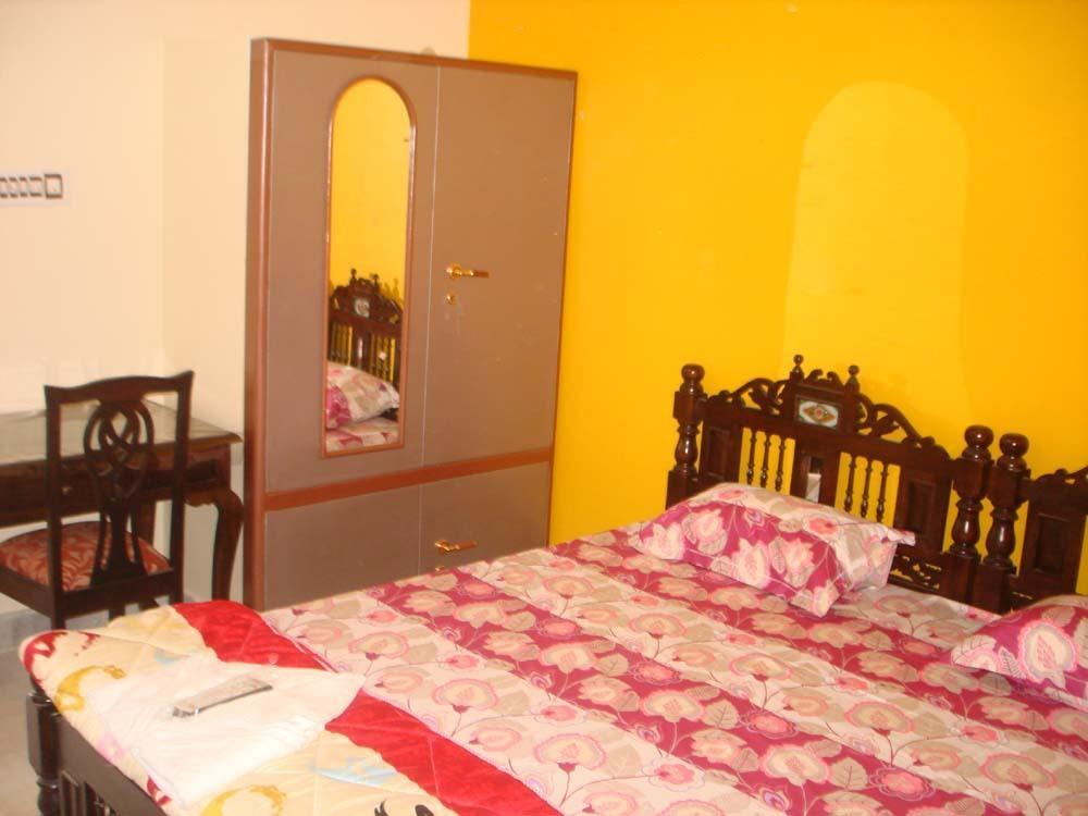 Pushkar Lake Palace Room photo